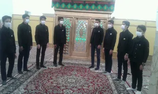 اجرای سرود به مناسبت شهادت امام رضا(ع) در محل امامزاده بی بی عصمت (س) شهرستان کوهبنان