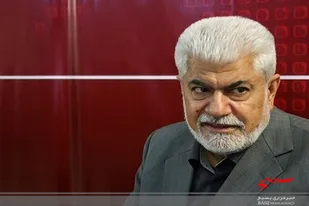 اولویت دولت کمک به چهار دهک پایین جامعه است