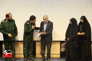 آئین تجلیل از خبرنگاران و اصحاب رسانه فعال بسیج و سپاه کربلا