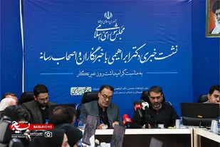 نشست خبری دکتر ابراهیمی با خبرنگاران و اصحاب رسانه