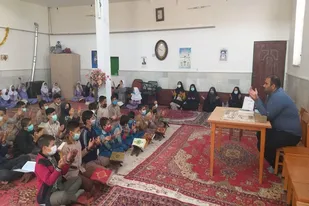 برگزاری محافل انس با قرآن کریم در سطح مدارس آرادان