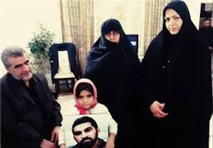 از دوری فرزندم دلتنگ می&zwnj;شوم ولی به تقدیمش افتخار می&zwnj;کنم
