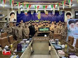 دیدار صمیمی سربازان وظیفه سپاه ولی عصر (عج) با فرمانده گردان حضرت علی اکبر (ع) به مناسبت میلاد حضرت علی اکبر (ع) + تصاویر