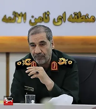 بیعت فرمانده قرارگاه ثامن&zwnj;الائمه سپاه با رهبر جدید انقلاب اسلامی