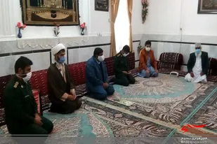 دیدار فرمانده سپاه خاش از خانواده شهید گرگین ابراهیمی