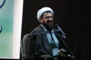 تقدیر از راویان و خادمان روحانی راهیان نور
