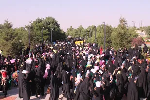 تجمع &laquo;مدافعان حریم خانواده&raquo; در بوستان ارم همدان