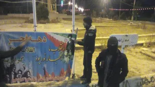 آذین بندی شهر کلاته خیج به مناسبت ایام الله دهه فجر+تصاویر