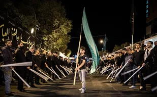 آیین برپایی شاه حسین گویان یا شاخسِی واخسِی در تبریز