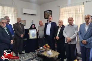 شهدا با نثار جان خود از کیان نظام و تمامیت ارضی کشور دفاع کردند