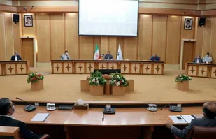 تجار برای تحقق جهش تولید و ایستادگی کشور مقابل تحریم&zwnj;ها، خود را متعهد می&zwnj;دانند