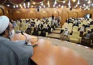 اساتید و مدیران حوزه&zwnj;های علمیه با نگاه &laquo;والد شفیق&raquo; به طلبه&zwnj;ها بنگرند
