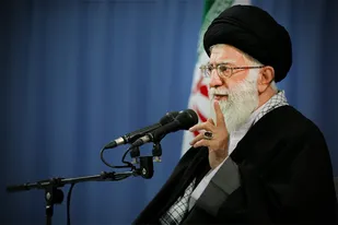 وظیفه فوری مسئولان کمک به آسیب دیدگان است/لازم است هیچ تأخیر و سستی در ادای این وظیفه نشود