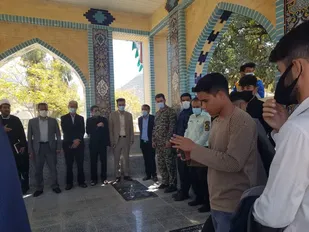نتیجه ی کار خالصانه پیروزی و سربلندی است
