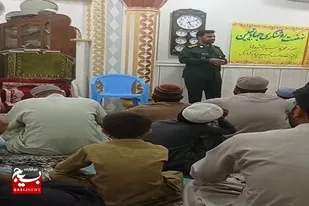 نشست روشنگری جهاد تبیین در مسجد مدنی اهل سنت در شهرستان کنارک