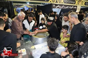 خدمت رسانی موکب سربازان امام رضا(ع) در خرسان رضوی