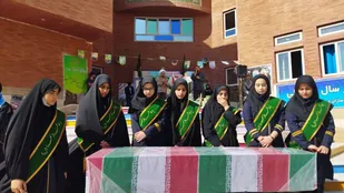 تشییع پیکر مطهر شهید گمنام در مدارس شهرستان ملارد