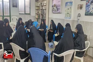 قرائت دسته جمعی سوره های فتح و نصر در سرخه برگزار شد