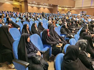 اجتماع بزرگ جوانان نقش&zwnj;آفرین در ساوجبلاغ برگزار شد + تصاویر