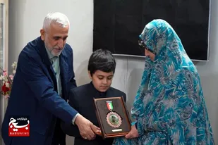 اهداء نشان سرو به خانواده شهید &laquo;محمدرضا الوانی&raquo;