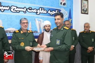 مراسم تکریم و معارفه جانشین فرماندهی ناحیه مقاومت بسیج سپاه شهرستان بستک