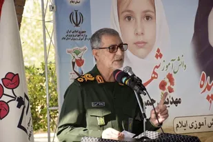 دانش&zwnj;آموزان با علم و ایمان آینده ایران را می&zwnj;سازند