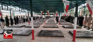 غبار روبی مزار شهدا