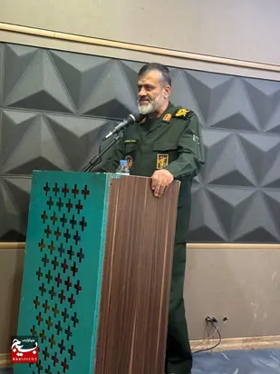 هنرمندان نام حاج قاسم سلیمانی را با زبان هنر در تاریخ زنده نگهدارند&nbsp;
