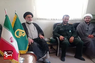 دیدار فرمانده سپاه ناحیه تویسرکان با امام جمعه شهرستان