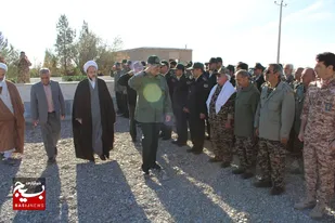 صبحگاه مشترک قوای مسلح و بسیج مردمی در خلیل آباد+عکس