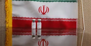 واکسن کرونای تزریقی- استنشاقی &laquo;کووپارس ایران&raquo; رونمایی شد