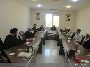 دیدار سردار&nbsp; دامغانی با مسئولین تعلیم و تربیت بسیج نواحی استان سمنان