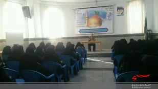 نشست بصیرتی بسیجیان حوزه های ۷، ۵ و ۱۵ خواهران ناحیه امام صادق (ع) برگزار شد