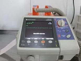 اهدا دستگاه الکترو شوک (cpr احیاء) توسط خیرین به درمانگاه شهداء شهر سرخه