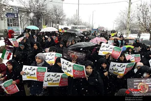 حضور چشم&zwnj;گیر شهروندان انقلابی صالح&zwnj;آباد در راهپیمایی ۲۲ بهمن