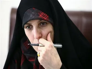 مولاوردی از جامعه مسلمین عذرخواهی کند