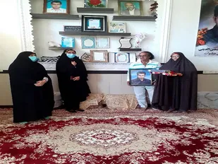 تجلیل از خانواده مرحوم فرهاد شمس الدینی به مناسبت روز اهدای عضو