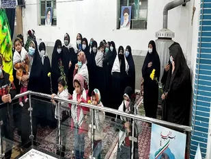 مراسم غبار رویی گلزار شهدای روستای سید آباد همراه با خانواده شهید شمس الدینی