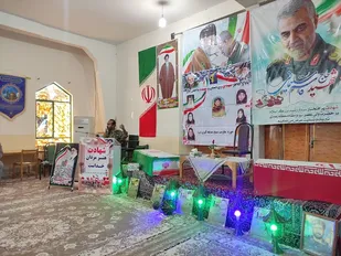 زنان نقش موثری در شکل گیری انقلاب و تثبیت انقلاب اسلامی ایفا کردند