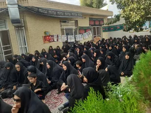 نشست فرهنگی خواهران بسیجی پایگاه کریمه اهل بیت (علیه السلام ) زرند برگزارگردید