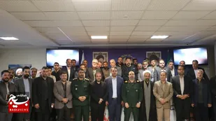 نشست هم اندیشی فرمانده سپاه البرز با نخبگان، معتمدان و اندیشه ورزان بسیجی برگزار شد