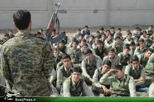دانش آموزان مدارس لردگان در اردوی عملی آمادگی دفاعی شرکت کردند