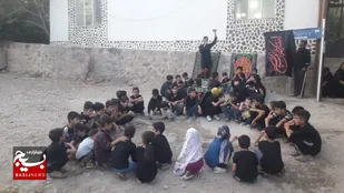 برپایی حسینیه کودکان و نونهالان در روستای ابرسج شاهرود+ تصاویر