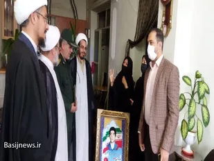 دیدار با 5 خانواده شهدای طلبه و روحانی شهرستان دهاقان