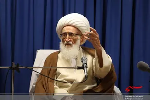بسیج محور وحدت در جامعه است