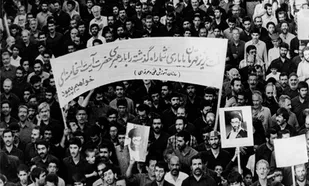 فصلی نو در تاریخ انقلاب اسلامی و بیعتِ مردم سراسر کشور با آیت&zwnj;الله خامنه&zwnj;ای