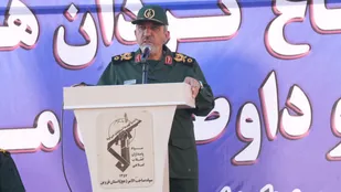قدرت بازدارندگی ایران ثمره دلاوری رزمندگان است/اگر ضد انقلاب حرکتی انجام دهد، بسیجیان آن&zwnj;ها را در نطفه خفه خواهند کرد