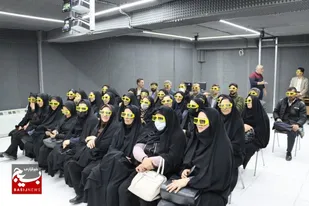 اردوی یکروزه پیشرفت و تحول فرهنگیان بسیجی شهرستان فارسان از شهرک علمی تحقیقاتی اصفهان و پارکهای علم و فناوری