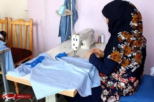 ۸۰۰ زن، ۵۰ گروه، یک هدفِ مشترک: توانمندیِ اقتصادی با همبستگیِ زنانه