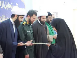 مراسم تقدیر از فعالان قرآنی شهرستان مهران